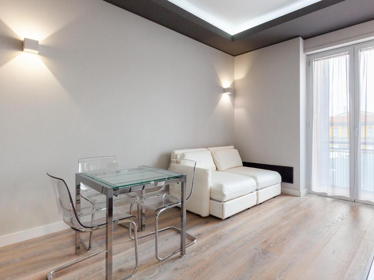 Easyhomes-City Centre Suites Milano Eksteriør billede