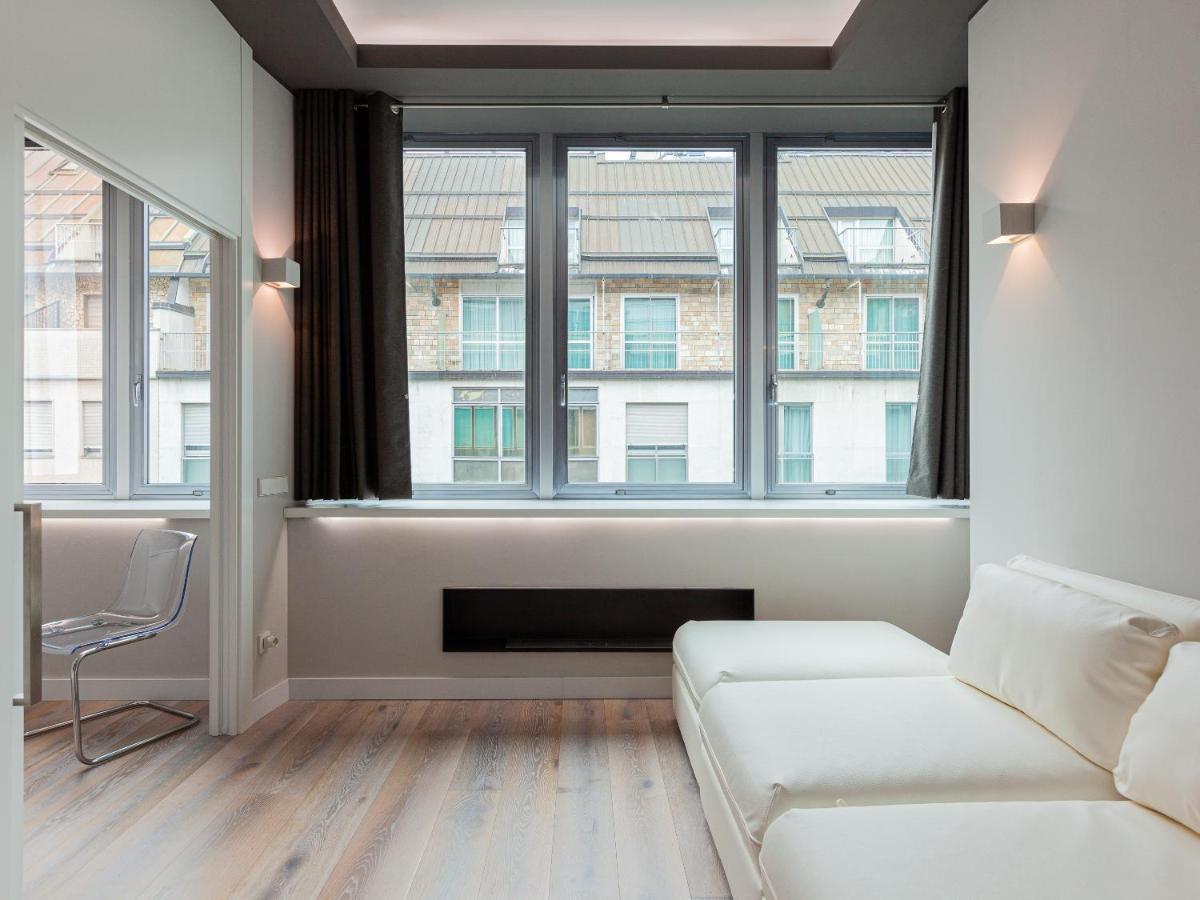 Easyhomes-City Centre Suites Milano Eksteriør billede