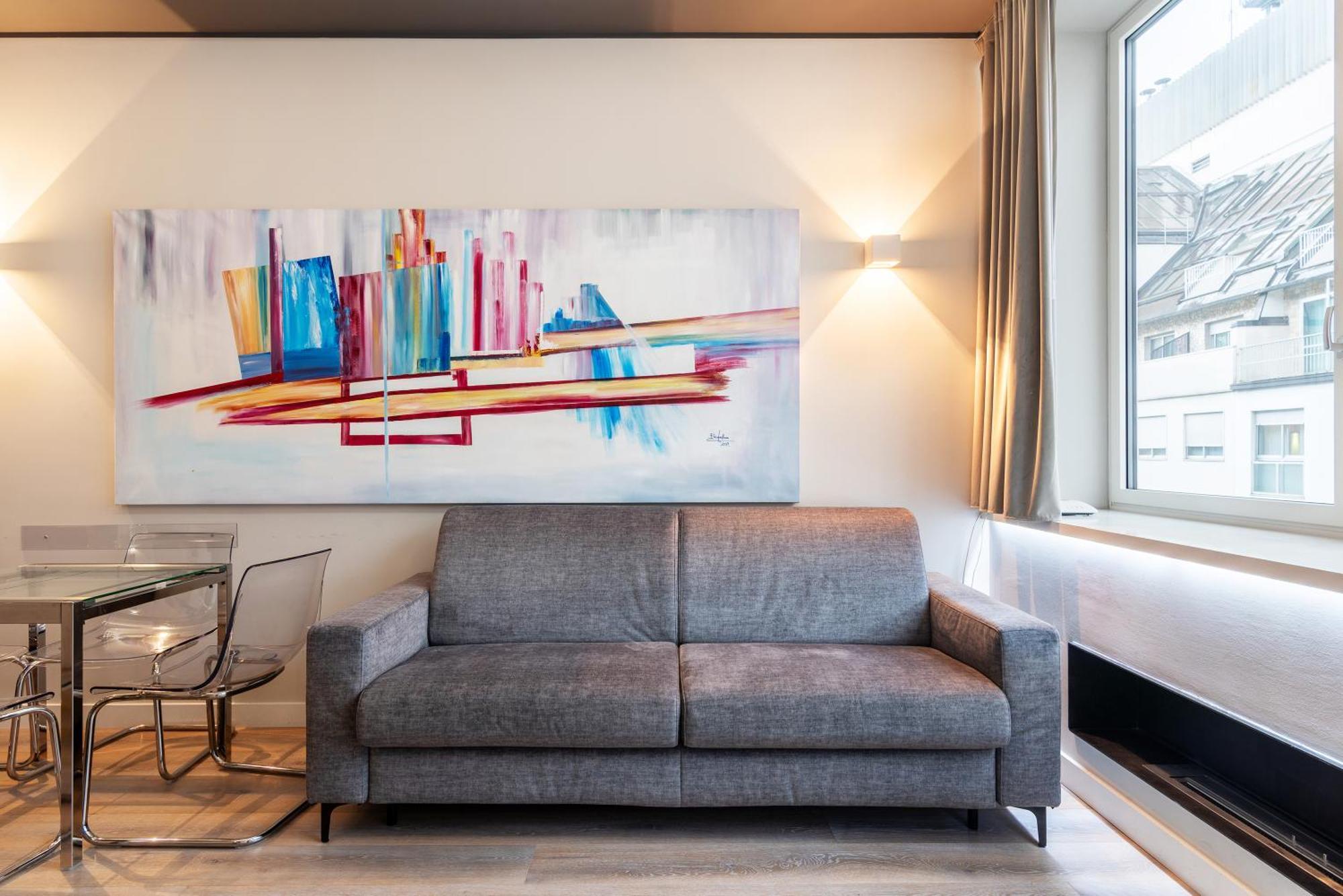 Easyhomes-City Centre Suites Milano Eksteriør billede