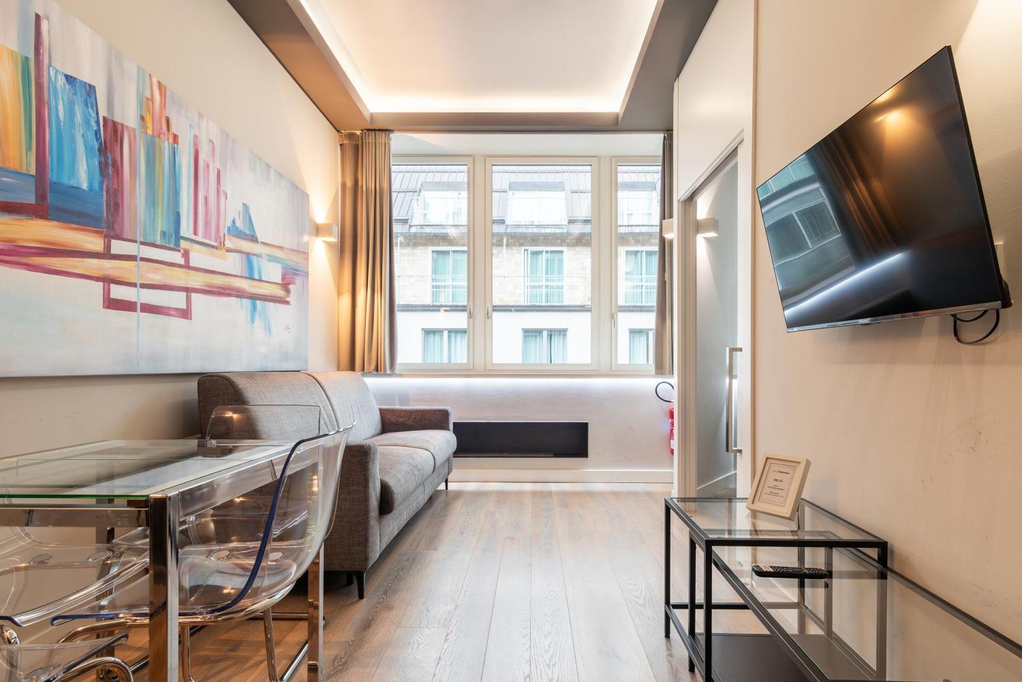 Easyhomes-City Centre Suites Milano Eksteriør billede