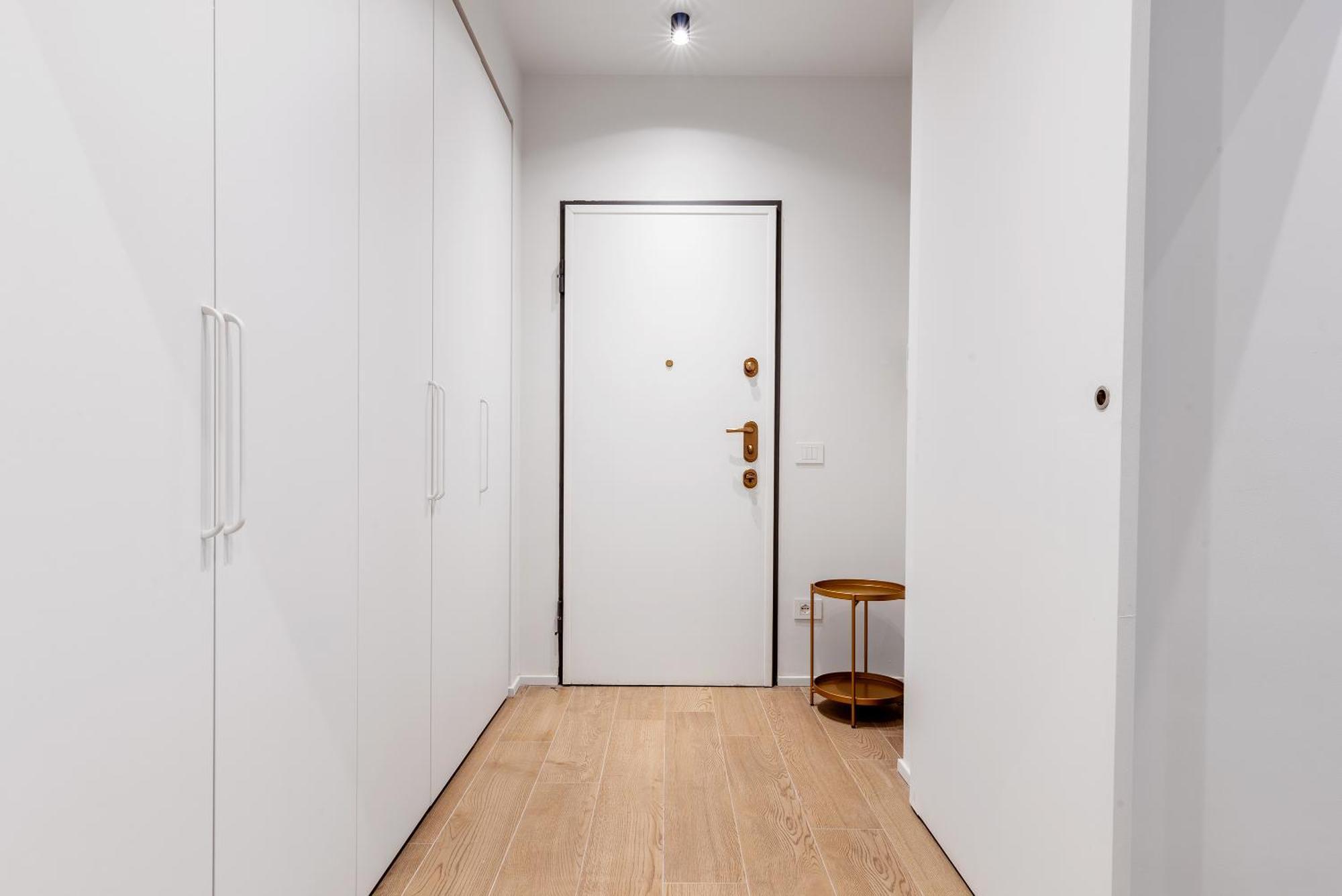 Easyhomes-City Centre Suites Milano Eksteriør billede