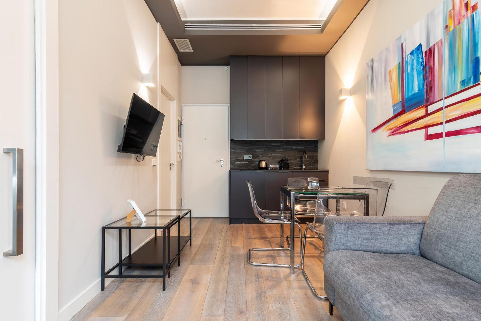 Easyhomes-City Centre Suites Milano Eksteriør billede