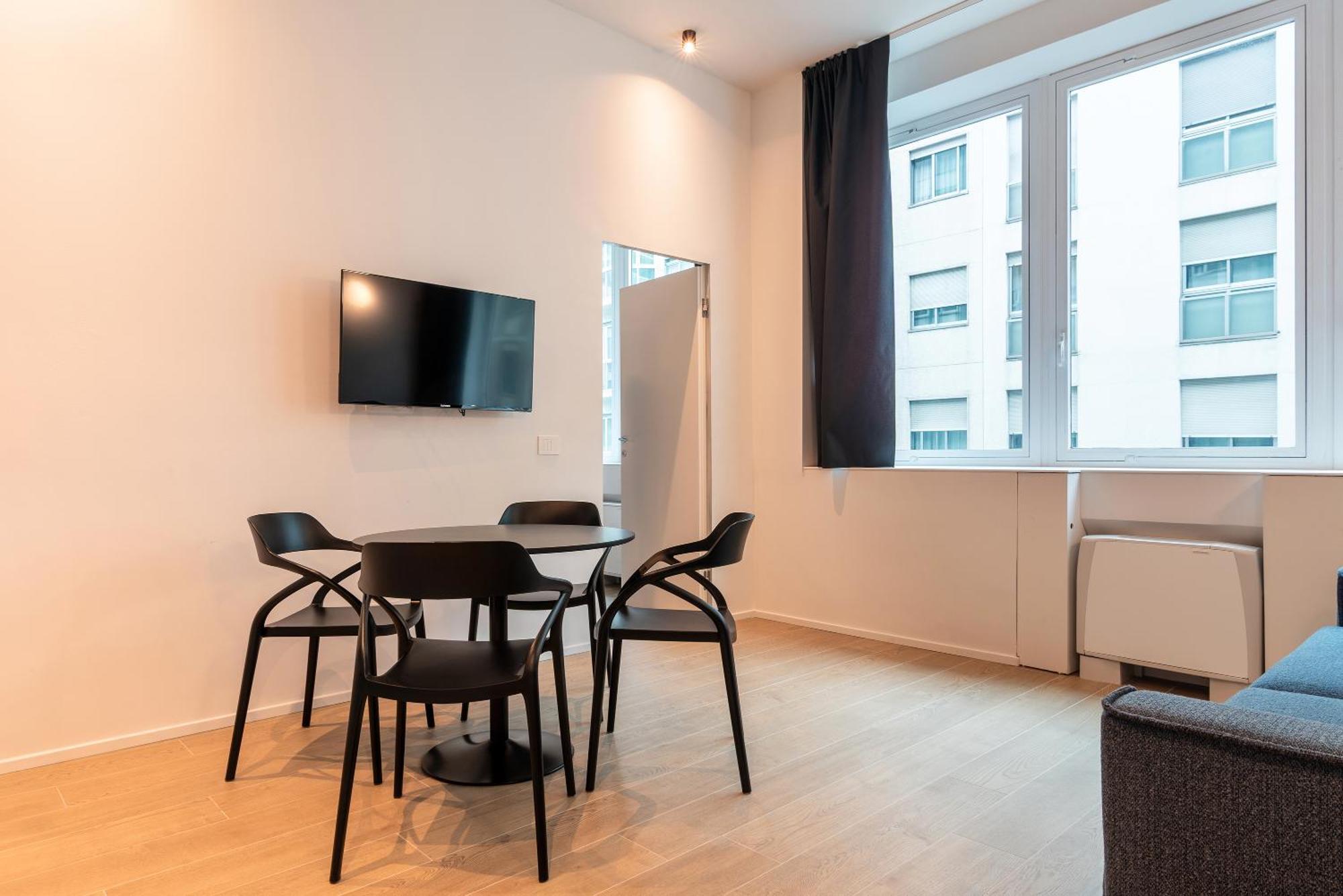 Easyhomes-City Centre Suites Milano Eksteriør billede
