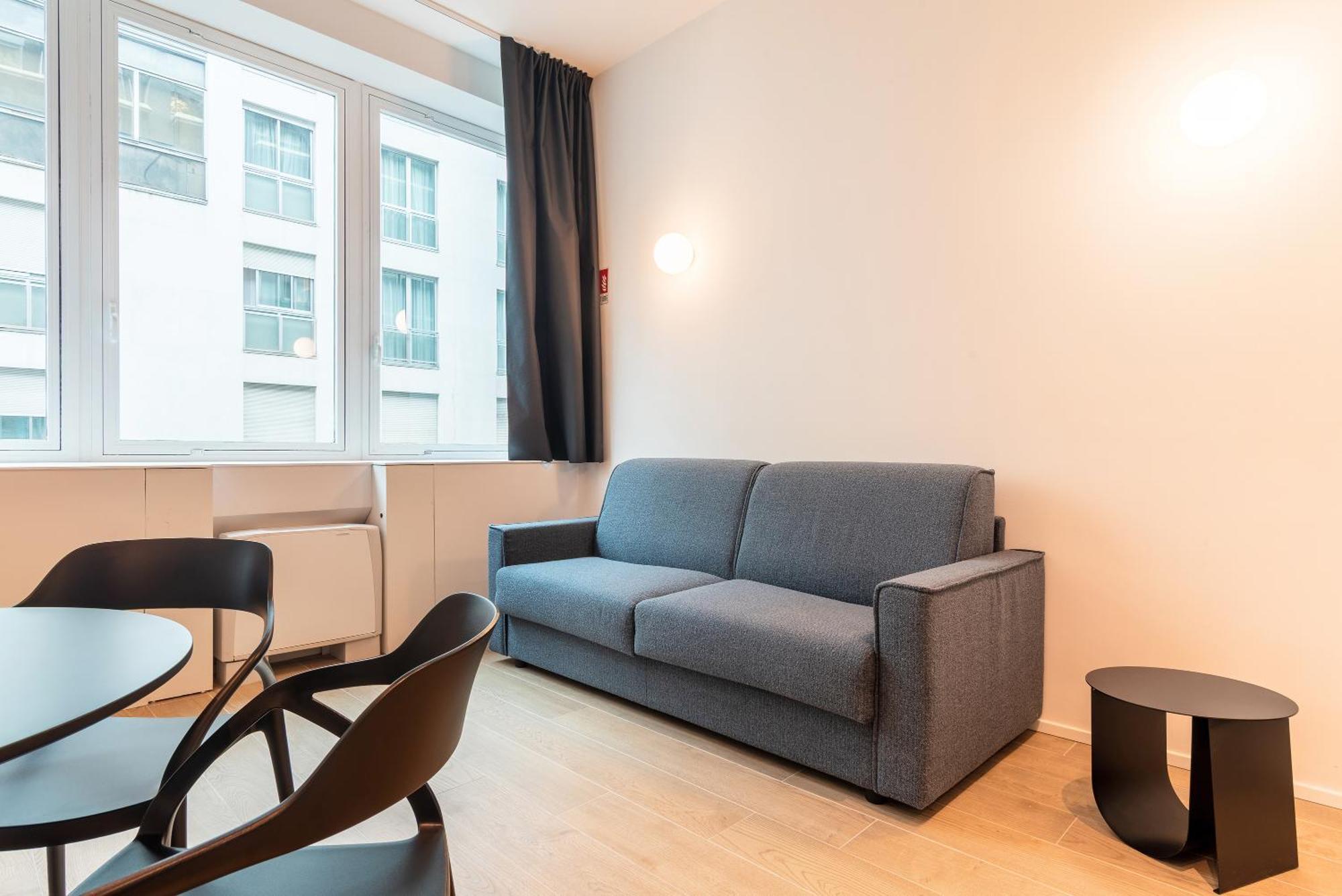 Easyhomes-City Centre Suites Milano Eksteriør billede